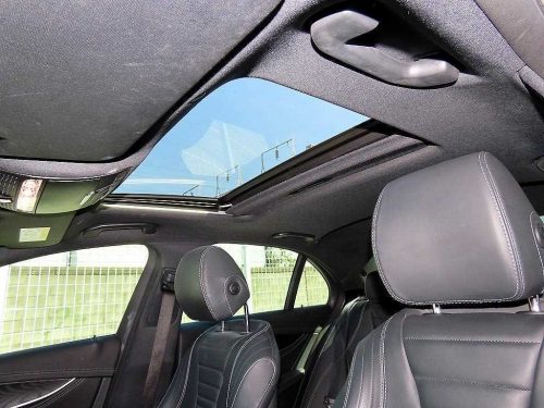 벤츠 E-클래스 W213 E220d 4MATIC AMG라인 사진 17