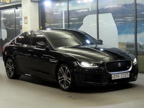 재규어 XE 3.0 SC S