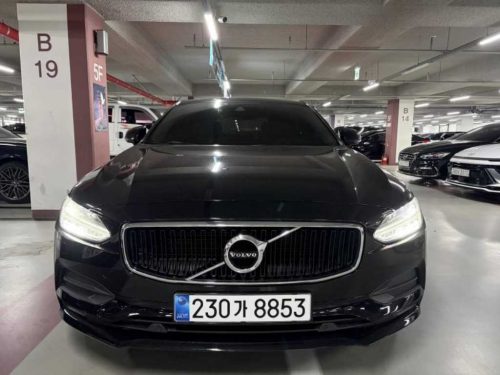 볼보 S90 D5 AWD 모멘텀