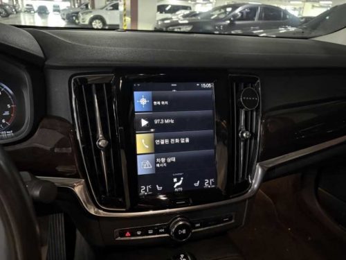 볼보 S90 D5 AWD 모멘텀 사진 6