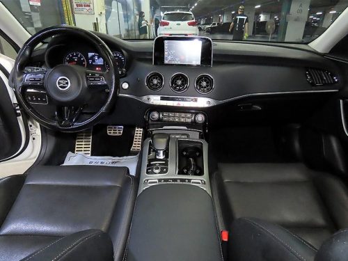 기아 스팅어 가솔린 2.0 터보 AWD 사진 10