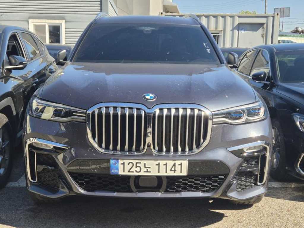 BMW X7 (G07) xDrive 40i M 스포츠
