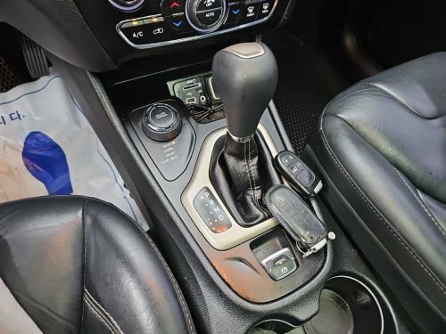 지프 체로키(KL) 2.4 론지튜드 AWD 사진 8