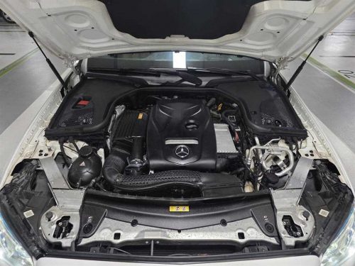 벤츠 E-클래스 W213 E300 4MATIC AMG LINE 사진 17