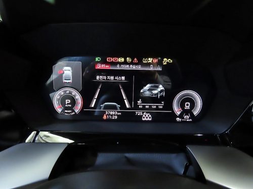 아우디 A3(8Y) 40 TFSI 프리미엄 사진 9