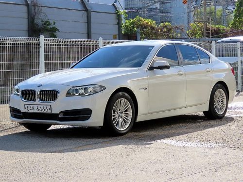 BMW 5시리즈 (F10) 520d xDrive 사진 2
