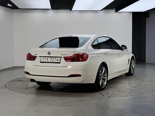 BMW 4시리즈 (F32) 420d xDRIVE 그란쿠페 스포츠 사진 모두보기