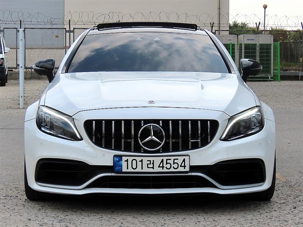벤츠 C클래스 W205 C63 S AMG 쿠페