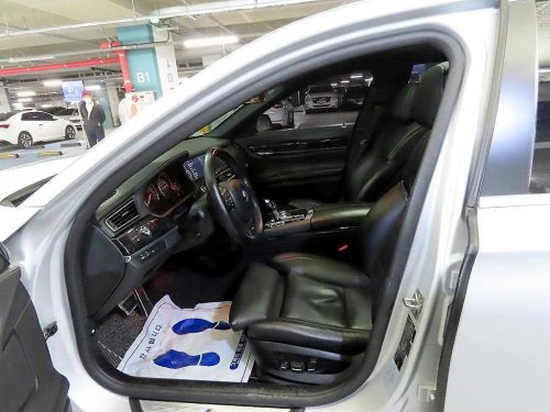 BMW 7시리즈 (F01) 740 사진 6