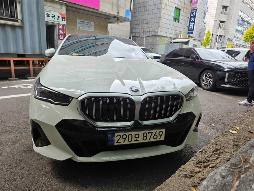 BMW 5시리즈 (G60) 520i