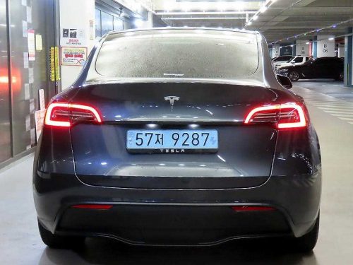 테슬라 모델 Y RWD 사진 5