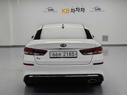 기아 더 뉴 K5 2세대 가솔린 2.0 사진 3