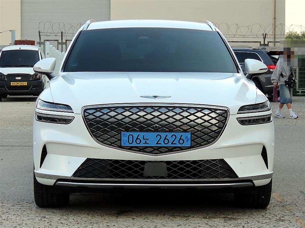 제네시스 일렉트리파이드 GV70 e-AWD