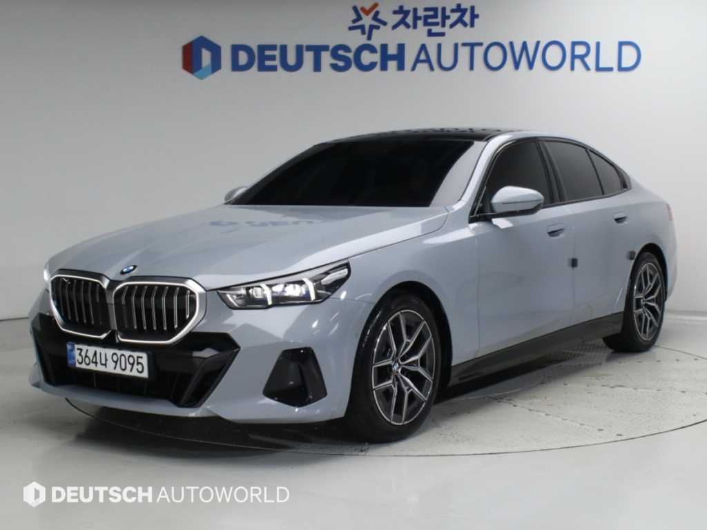 BMW 5시리즈 (G60) 520i