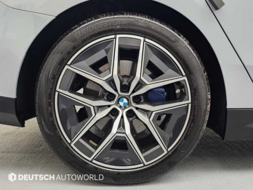 BMW 5시리즈 (G60) 520i 사진 5