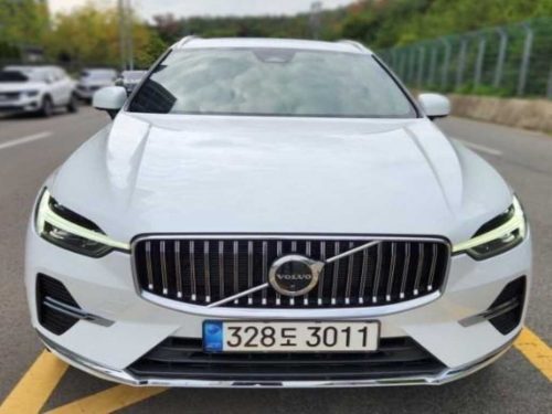 볼보 XC60(2세대) B5 AWD 인스크립션