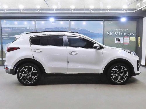 기아 스포티지 더 볼드 2.0 디젤 2WD 사진 3
