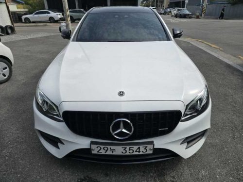 벤츠 E-클래스 W213 E300 AMG LINE