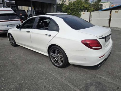 벤츠 E-클래스 W213 E300 AMG LINE 사진 모두보기