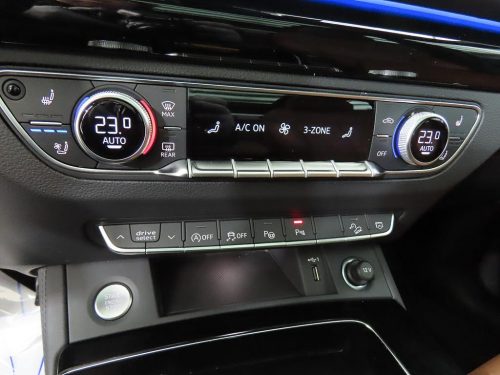 아우디 Q5 (FY) 사진 14