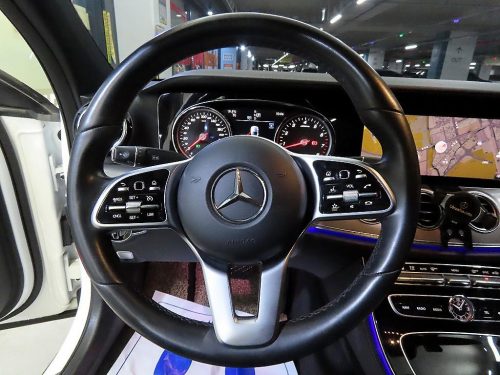 벤츠 E-클래스 W213 E300 아방가르드 사진 8